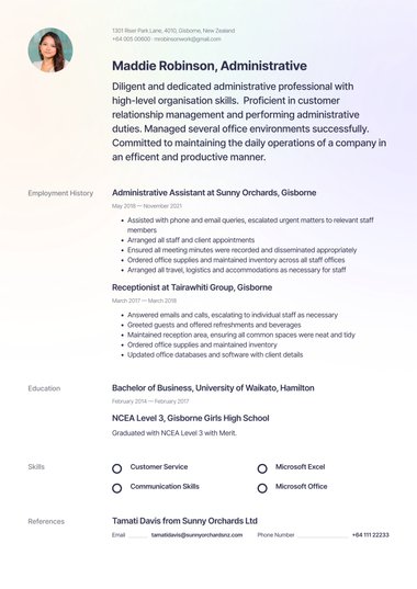 Creative resume template Pastel