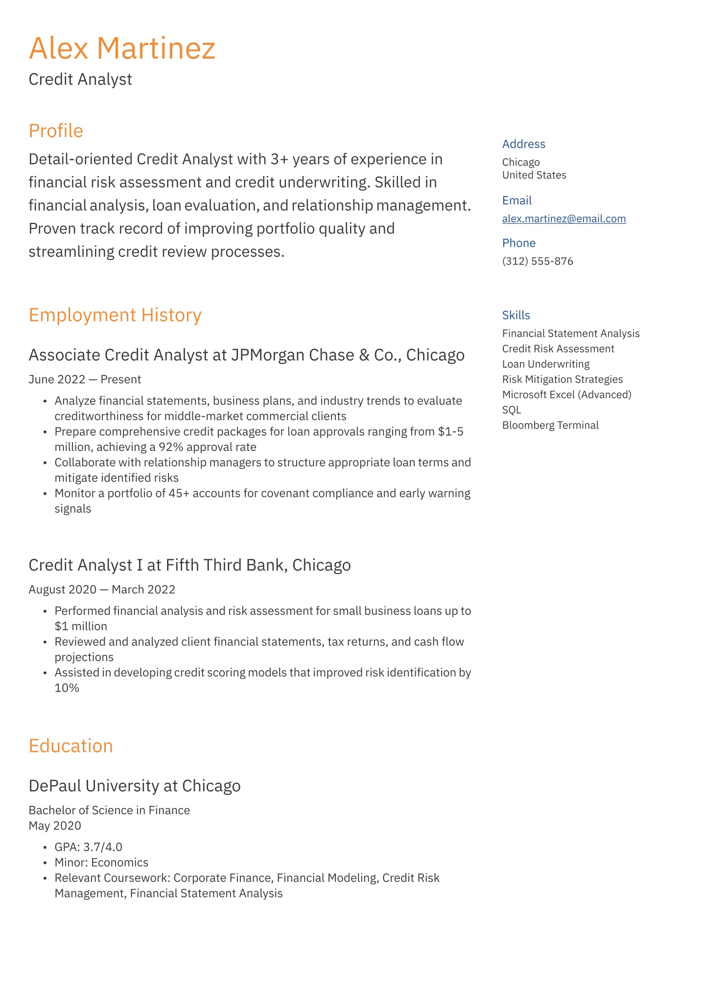 Mid-career Credit Analyst Translation missing: en.examples.cover_letter_example